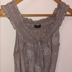 Sleeveless top